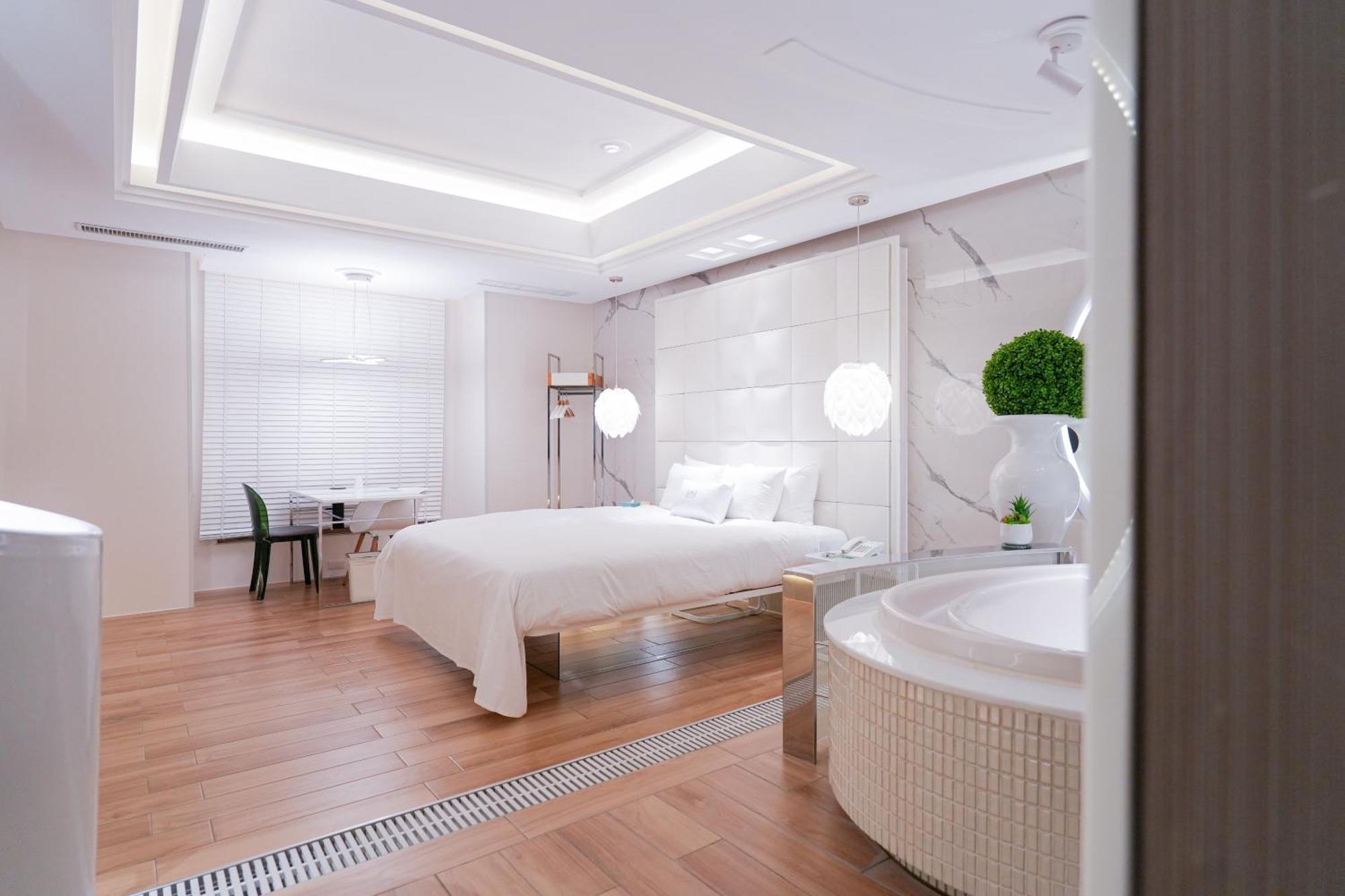 Mmmotel Taoyuan Eksteriør bilde