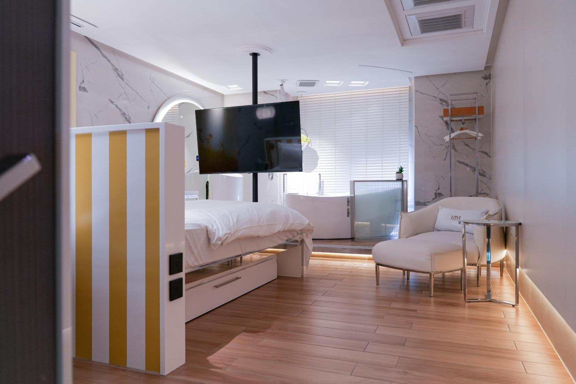 Mmmotel Taoyuan Eksteriør bilde