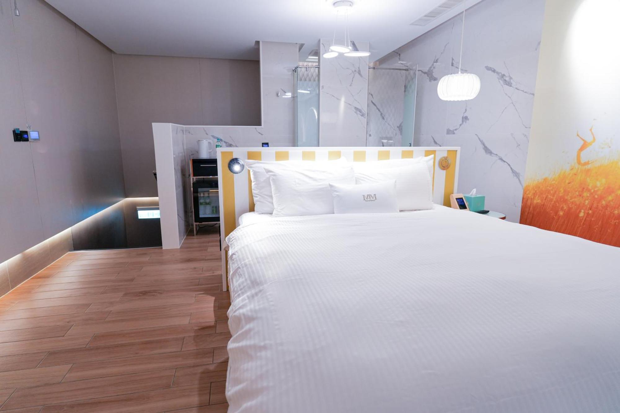 Mmmotel Taoyuan Eksteriør bilde