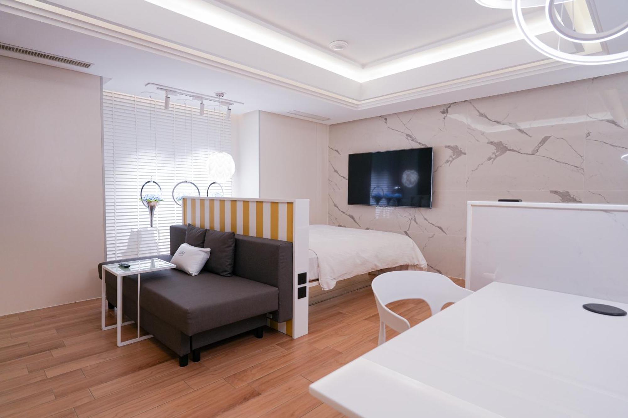 Mmmotel Taoyuan Eksteriør bilde